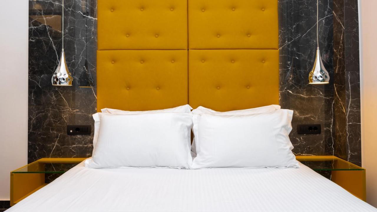 Deluxe Hotel Santorini Fira  Eksteriør bilde
