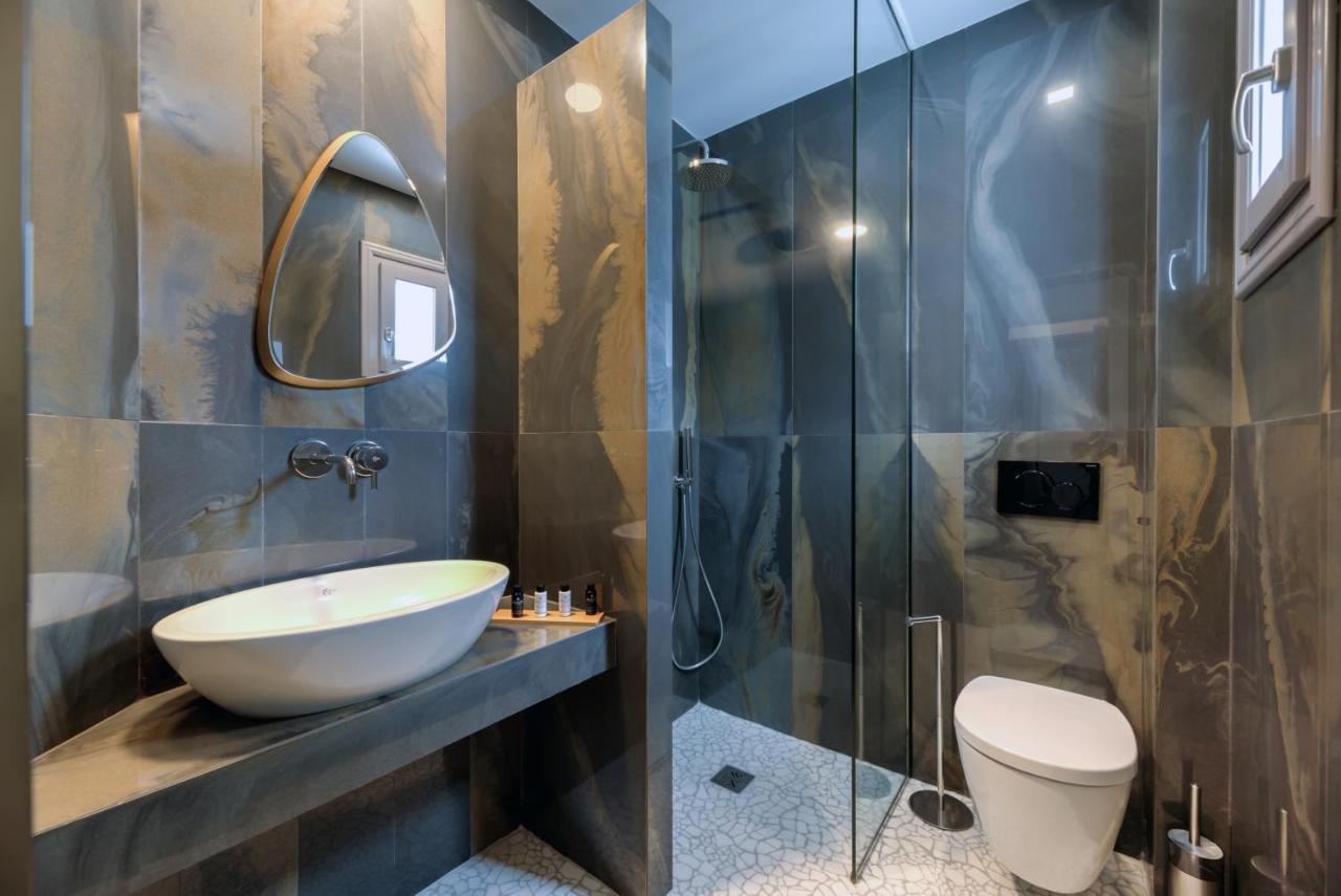 Deluxe Hotel Santorini Fira  Eksteriør bilde