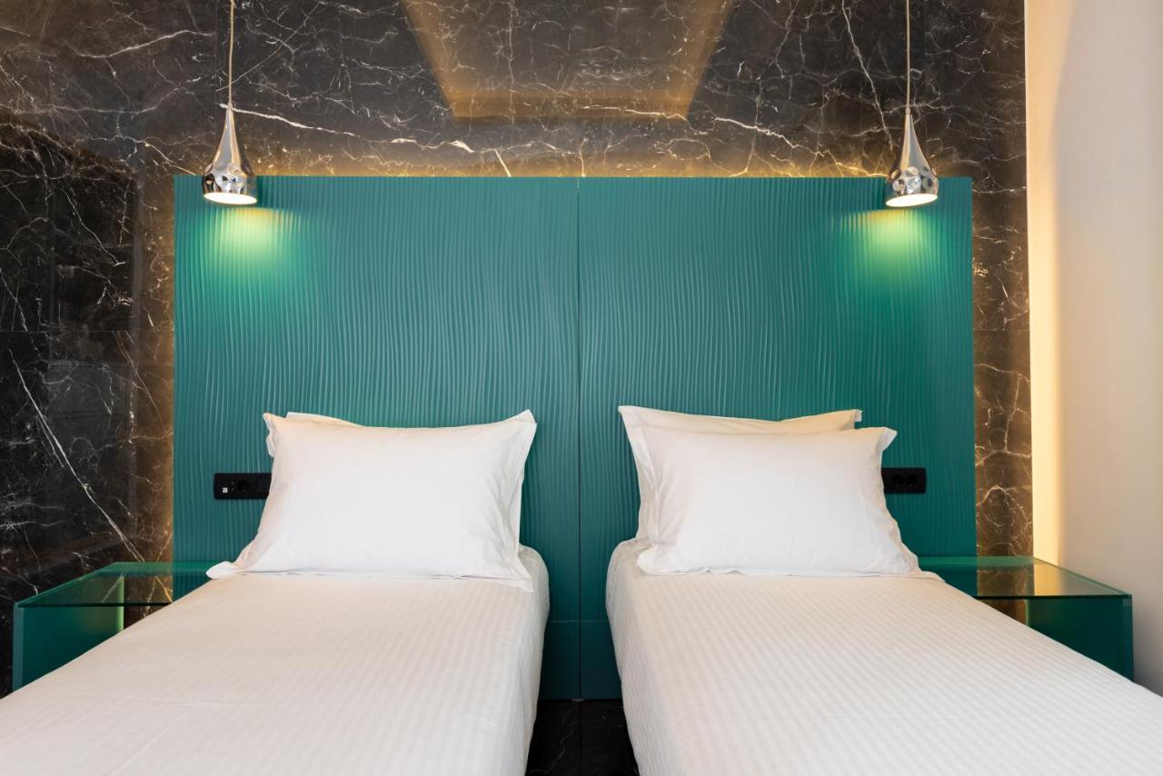 Deluxe Hotel Santorini Fira  Eksteriør bilde